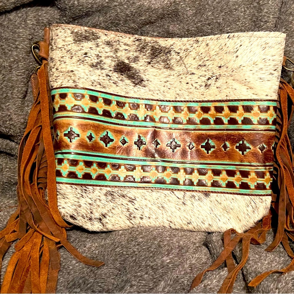 TTT LEATHERGOODS Fringe Cowhide Tote Purse